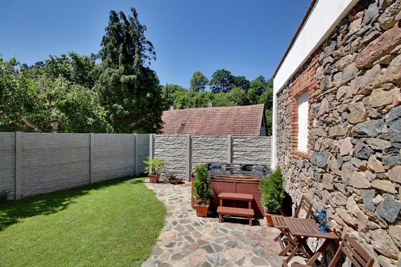Holiday Home Kvitek Ctetin Exterior photo